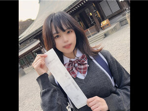 無修正FC2 PPV 3269309 顔出し！どこか寂しげで将来に不安を感じる思春期の可憐な女子◯生・・・禁断の関係に背徳感を感じながらもゴム無