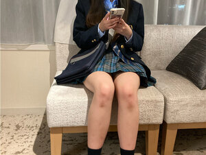 無修正FC2 PPV 3289780 -A【未公開定点作品】【完全顔出し】SS級！県立③全日制・2004年生まれEカップ生！未性年人生初中出し