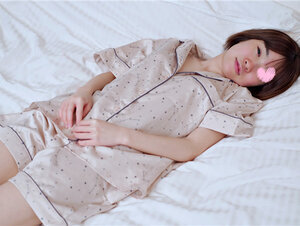 無修正FC2 PPV 3305211 【パジャマモナシ】パジャマdeおじゃまちっぱいショートカットのプチボーイッシュろり娘細身体型でスタイル抜群