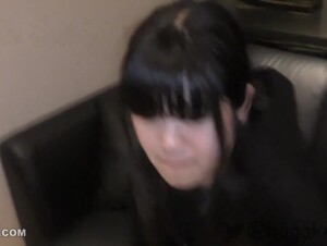 無修正FC2 PPV 3334369 顔出し【無断】「親を楽させたくて…」公務員を目指す1⚪︎歳処女陰キャ。真面目な彼女に性教育として2発も無許可