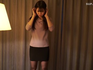 無修正FC2 PPV 3497513 【無修正】ブランド品を欲しさに再びP活。淫乱受付秘書なみちゃん(２３)お金の為にデブ男の肉棒を食し濃厚中出しまで