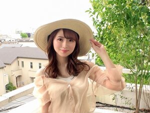 素人動画SIRO-5131 【M気質×イマドキ美女】美意識高める為にAV出演！？M美女が快感に顔を歪ませ乱れまくる！無意識で動く腰を掴んで激