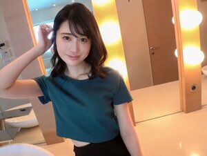 素人動画SIRO-5144 【あっ…気持ちいッッ…】スレンダー美女が大好きなセックスに溺れる！巨根を膣奥に打ちつけると腰をくねらせ