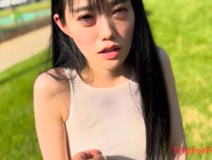 無修正FC2 PPV 4081626 【期間限定　この週末のみ】ガチの街中露出。華奢な若くてかわいい子。なんでもOKなので中出ししまくる