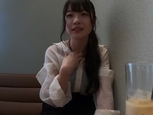 無修正FC2 PPV 4082222 -G【えりかちゃん新作！50本完売で終了します】３Pに一足先の夏満喫大作戦！