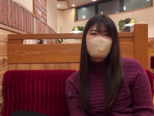 無修正FC2 PPV 4255933 -B【無】【２射精】趣味が料理の巨乳彼女にキャミで肉じゃがを作らせたらあまりのエロさに大量中出し＆食後