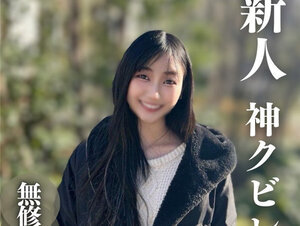 無修正FC2 PPV 4310261【初撮り】【顔出し】 超絶！！ボディメイク級スレンダーに大興奮。和とエキゾチックの調和女。〜私ノリと勢