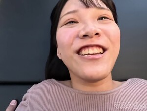 無修正FC2 PPV 4352001 -B１８歳、美巨乳！！Gカップ、完全顔出し、大学１年生、色白シルキースキン！！トランクルームの影に隠れて