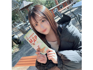 無修正FC2 PPV 4418885 初撮影・顔出し！！3日間限定！キスだけでびしょびしょになっちゃうウサギさんの様なめちゃカワ専門◯生