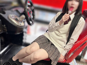 無修正FC2 PPV 4475934 【顔出し】色白な優等生・学〇に内緒の活動費用のために中出しされ