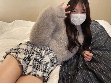 無修正FC2 PPV 4582289 【素人ハメ撮り#021】超逸材みおちゃん。会うたびに可愛くなるスレンダーエロカワＪＤに生中出し