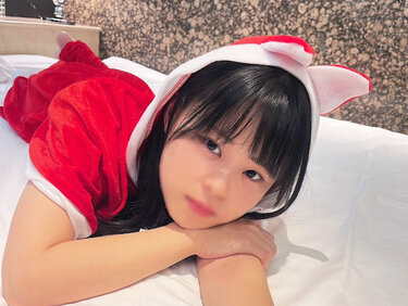 無修正FC2 PPV 4588969【無修正】妖精のように可愛いサンタちゃんとイチャはめ! 憧れの清楚系お嬢様が本気イキのメリクリ密着中出しセ