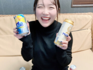 無修正FC2 PPV 4602475 【７発射／電マ故障】男２人の精を搾り取る、淫乱色白早漏潮吹きむす./めが新年を祝うマンコの放水