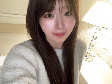 無修正FC2 PPV 4602819 【無修正】あま～～いあざと系フェロモン女子にまさかのドハマリ! 胸キュンすぎて脳がトロけるくらい気持ちいい