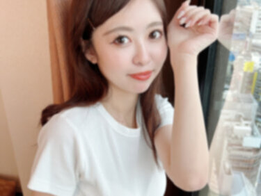 無修正FC2 PPV 4623926 【続！／３発射】「水もオイルも滴る良いオンナ。」女子医大生のインテリ色白美人スレンダー。 オンナに磨きをかけ