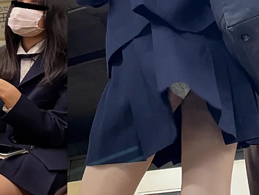 [Upskirt]【オリジナル撮影】制服女子 私服女子 強風チラリPART1