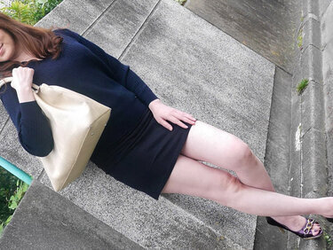 Pacopacomama 060525_100 パコパコママ 060525_100 ミニスカ美脚美熟女をナンパ中出し２連発！