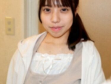 無修正FC2 PPV 4713690 【無】童顔がヤバい！チョ～お目目クリクリの可愛すぎるお顔に大量顔射でベトベト！ウブな見た目に反してエッチな事