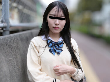 10musume 081425_01 天然むすめ 081425_01 制服娘を電車でイタズラ 山下もえか