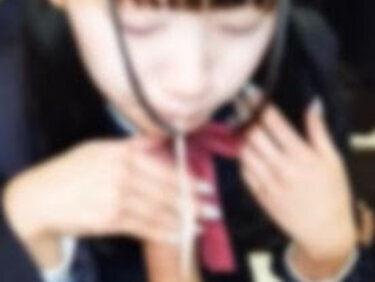 無修正FC2 PPV 4744797 制服/中出し/スレンダー/ 卑劣なオジに大人対応な合法□り