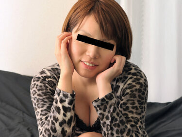 10musume 081925_01 天然むすめ 081925_01 ツレの妹を内緒でハメちゃった！ 宮里ティナ