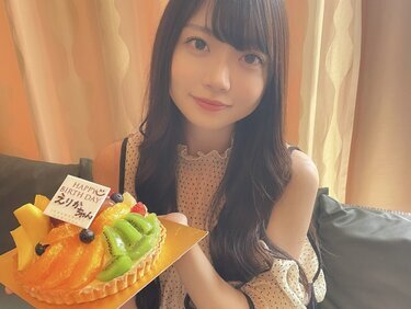 無修正FC2 PPV 4792825 -A【アカウント開設記念セール】完全顔出し！えりかちゃん２０歳の誕生日♡ケーキにゲームに野外セックスと盛りだ