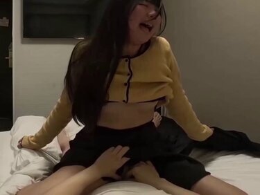 無修正FC2 PPV 4803684 【顔出しあり】無邪気な黒髪美人ちゃん2回目はローター散歩でドキドキプレイ！生中出しで情熱的に感じまくっちゃい