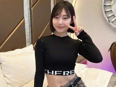 無修正FC2 PPV 4869117 【初】早期購入特典 ・新人発掘！「個撮初体験」色白スレンダー美女/ 敏感マ〇㋙イキまくりの痙攣